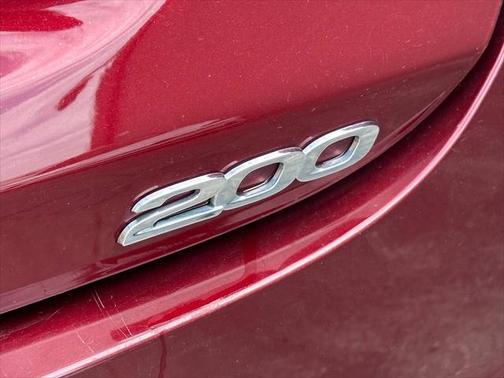 2016 Chrysler 200 Limited