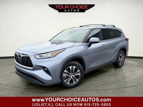 Blue 2020 Toyota Highlander XLE