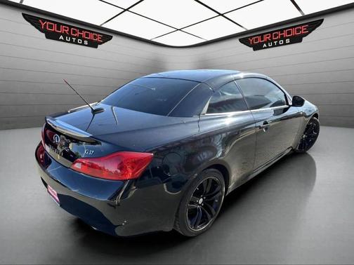 2009 INFINITI G37 Base