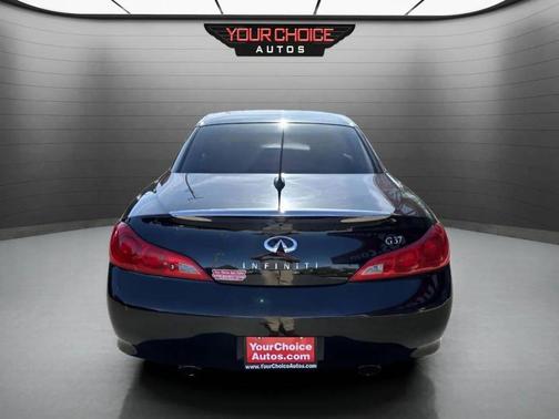 2009 INFINITI G37 Base