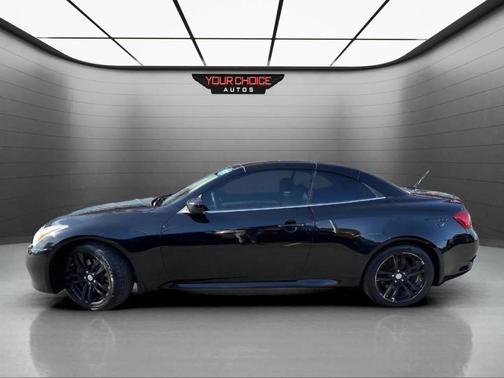 2009 INFINITI G37 Base