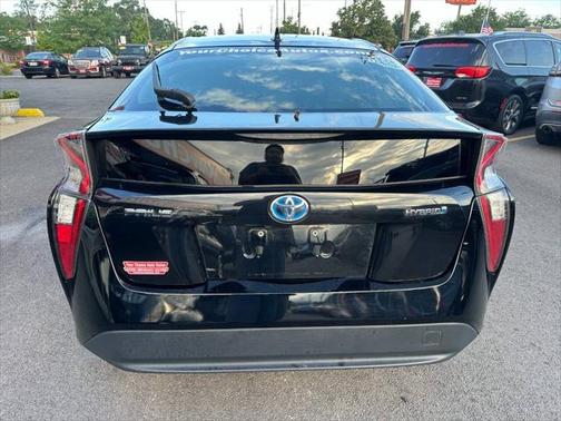 2016 Toyota Prius Three