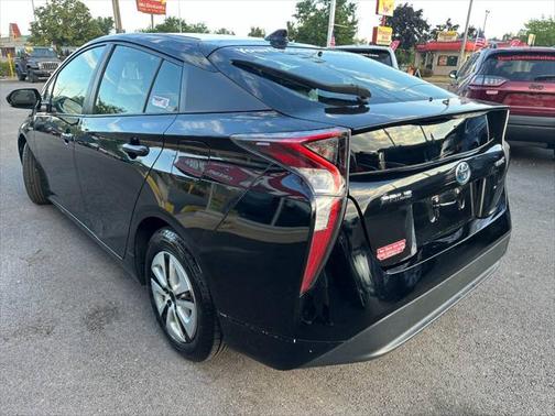 2016 Toyota Prius Three