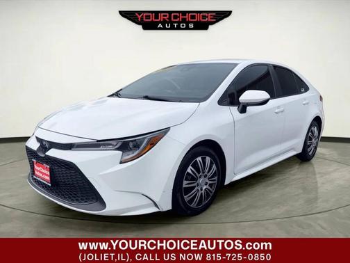 White 2021 Toyota Corolla LE