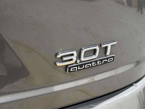 2017 Audi Q7 3.0T Premium