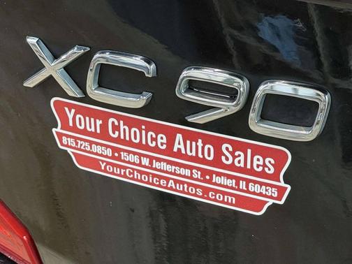 2017 Volvo XC90 T6 Momentum