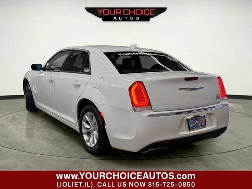 2015 Chrysler 300 Limited