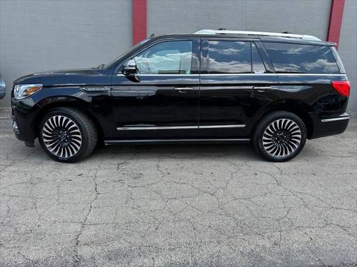 2018 Lincoln Navigator Black Label