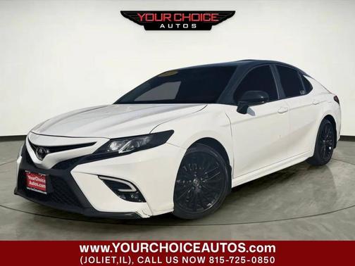 2020 Toyota Camry SE