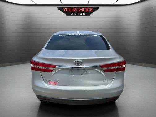 2013 Toyota Avalon XLE
