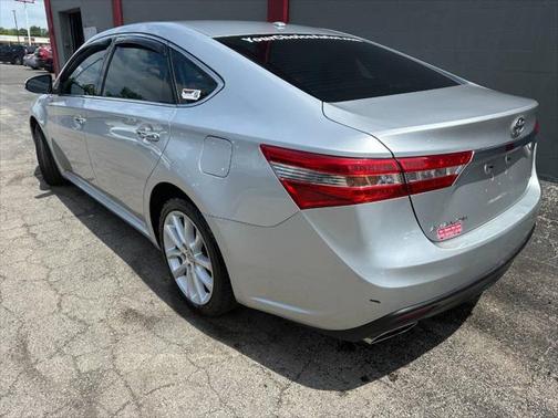 2013 Toyota Avalon XLE