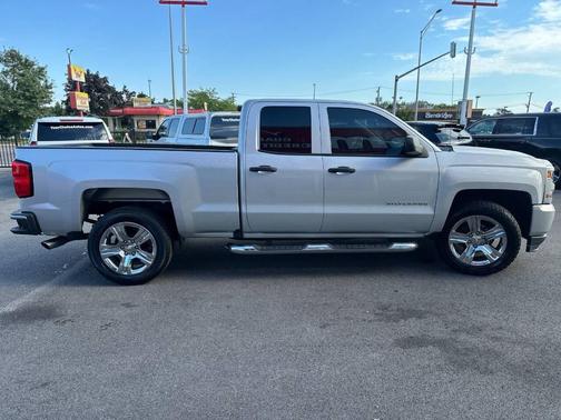 2016 Chevrolet Silverado 1500 Custom