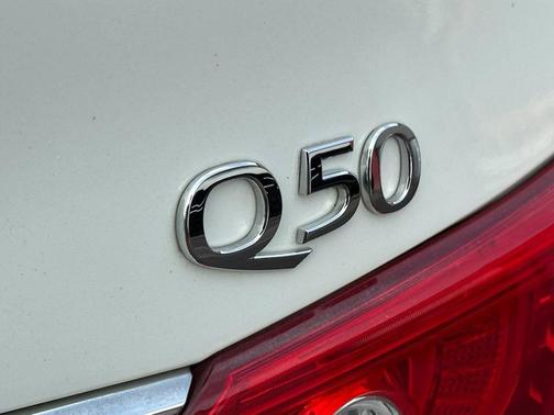 2014 INFINITI Q50 Premium