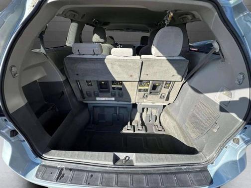 2015 Toyota Sienna LE