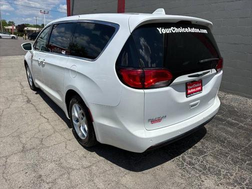 2018 Chrysler Pacifica Touring Plus
