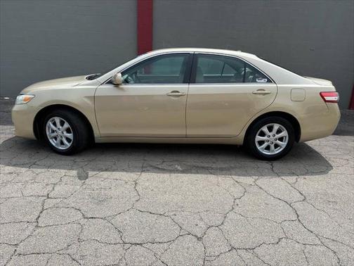 2010 Toyota Camry LE