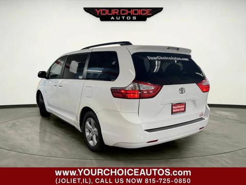 2015 Toyota Sienna LE
