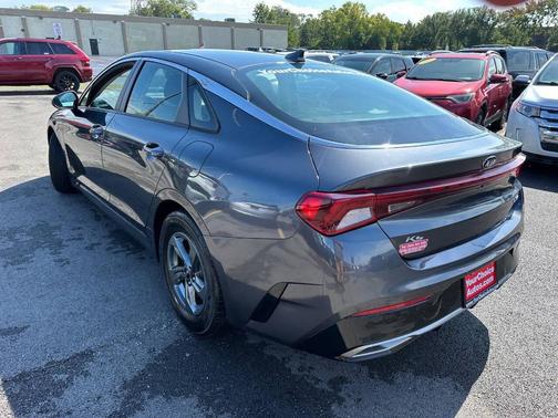 2021 Kia K5 LXS 4dr Sedan