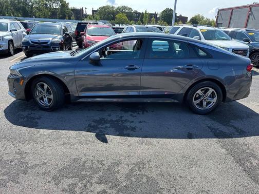 2021 Kia K5 LXS 4dr Sedan