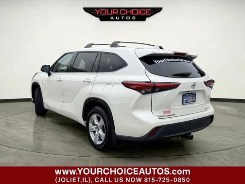 White 2020 Toyota Highlander LE