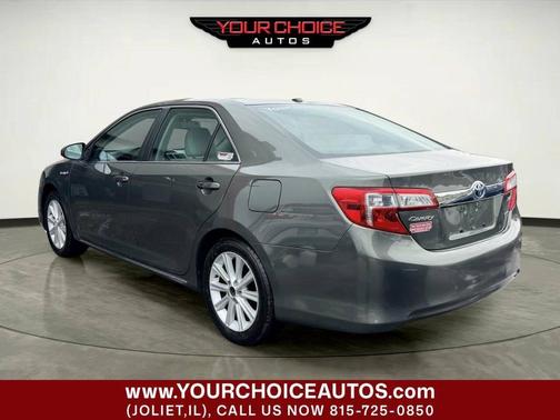 Gray 2013 Toyota Camry Hybrid XLE