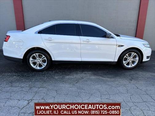 2019 Ford Taurus SE 4dr Sedan