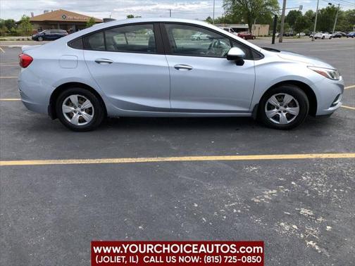 2017 Chevrolet Cruze LS