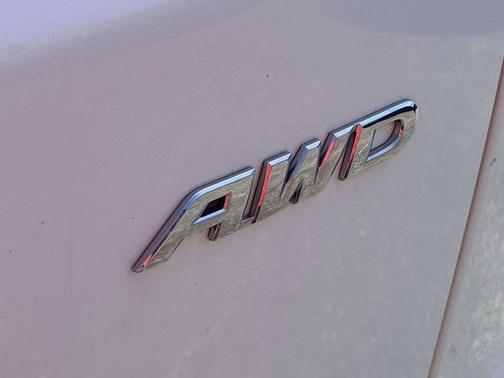 White 2017 Honda CR-V Touring