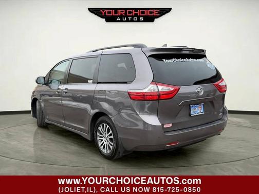2019 Toyota Sienna XLE Premium