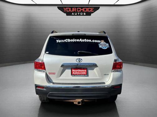 2012 Toyota Highlander SE