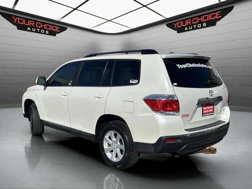 2012 Toyota Highlander SE