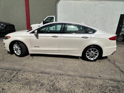 2019 Ford Fusion Hybrid SEL