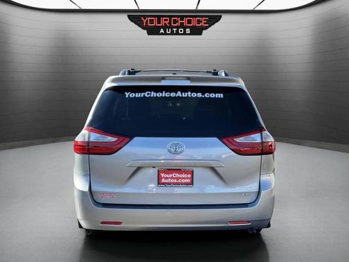 2015 Toyota Sienna LE