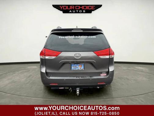 2014 Toyota Sienna XLE