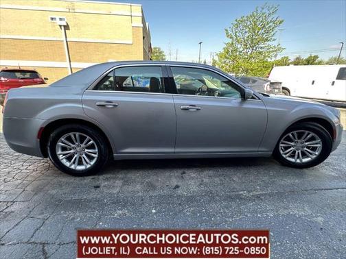 2016 Chrysler 300 Limited