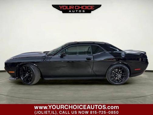 Pitch Black Clearcoat 2023 Dodge Challenger R/T Scat Pack
