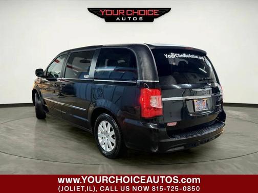 2011 Chrysler Town & Country Touring-L