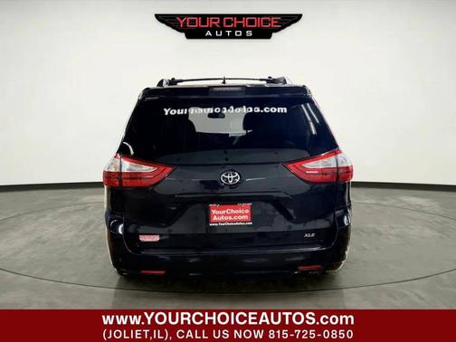 2019 Toyota Sienna XLE