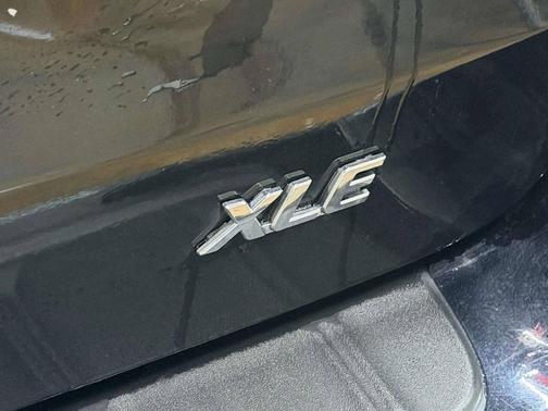 2019 Toyota Sienna XLE