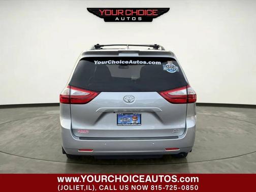 2019 Toyota Sienna XLE
