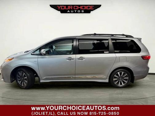 2019 Toyota Sienna XLE