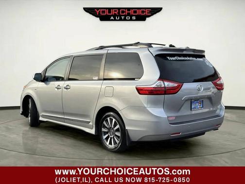 2019 Toyota Sienna XLE