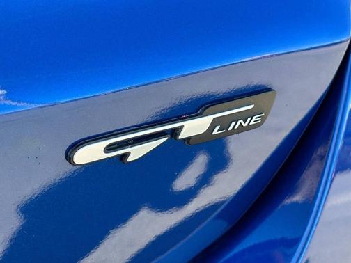 2022 Kia K5 GT Line 4dr Sedan