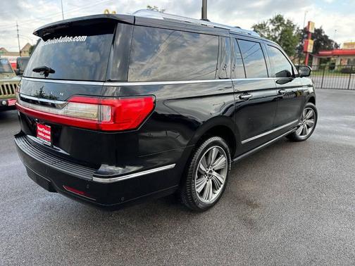 2018 Lincoln Navigator L Select