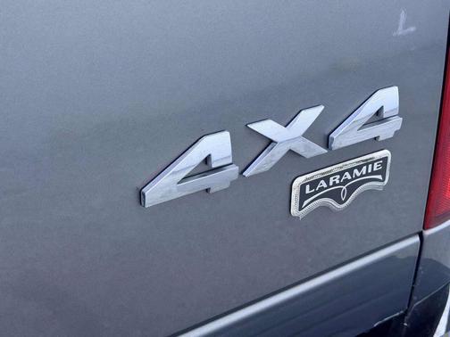 Mineral Gray Metallic Clearcoat 2006 Dodge Ram 2500 Laramie Quad Cab