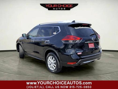 Black 2017 Nissan Rogue SV