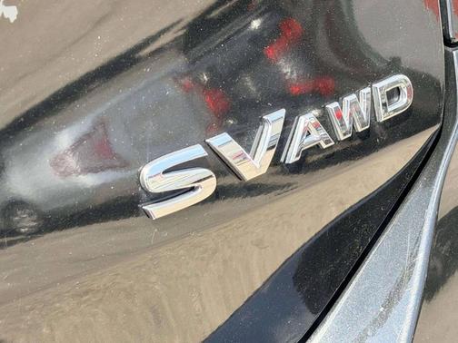 Black 2017 Nissan Rogue SV