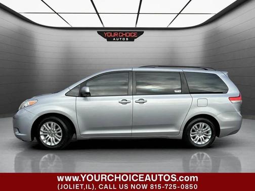 2014 Toyota Sienna XLE