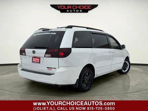 2005 Toyota Sienna XLE