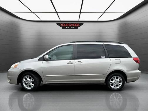 2004 Toyota Sienna XLE Limited